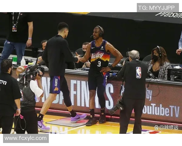 勇士与火箭西部决赛第二场激战回顾与精彩瞬间分析 勇士与火箭西部决赛第二场激战回顾与精彩瞬间分析