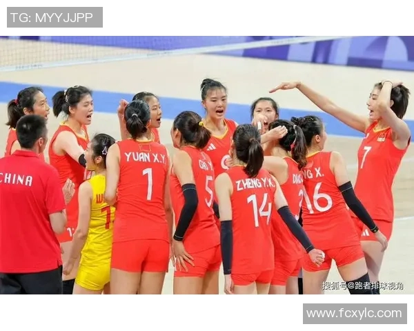 女排中国队迎战意大利队争夺四强席位全力以赴展现巅峰实力 女排中国队迎战意大利队争夺四强席位全力以赴展现巅峰实力