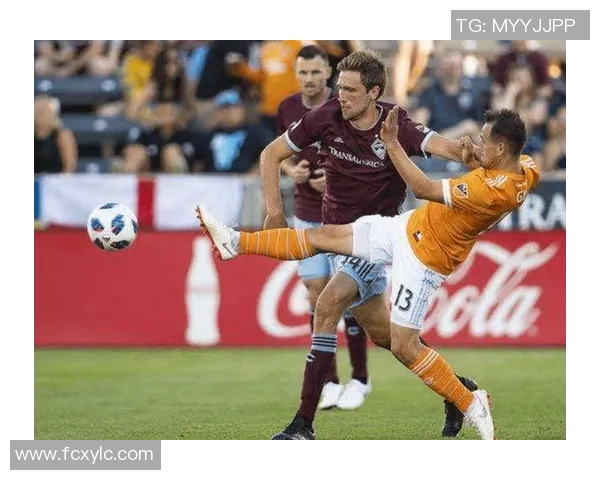 巴西国际迎战卡里美洲争夺南美赛场荣耀与积分