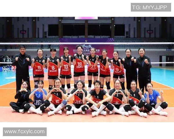 浙江女排与云南女排激战正酣谁能在赛场上笑到最后 浙江女排与云南女排激战正酣谁能在赛场上笑到最后