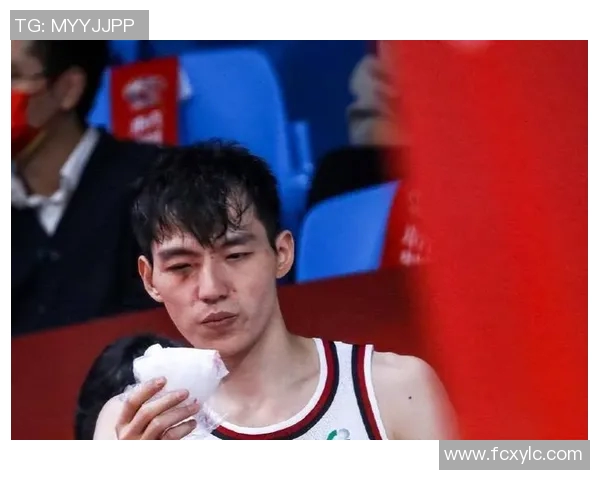 苏宁与泰达比赛裁判表现引发争议球迷热议判罚尺度与公正性 苏宁与泰达比赛裁判表现引发争议球迷热议判罚尺度与公正性