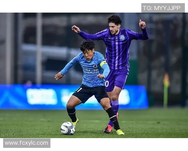 费伦斯主场迎战本菲卡双方争夺积分展现激烈对抗 费伦斯主场迎战本菲卡双方争夺积分展现激烈对抗