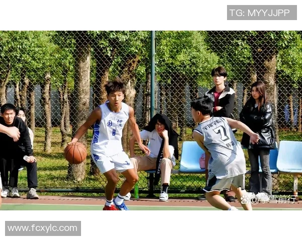 陈林坚的成长之路：从默默无闻到篮球场上的耀眼明星