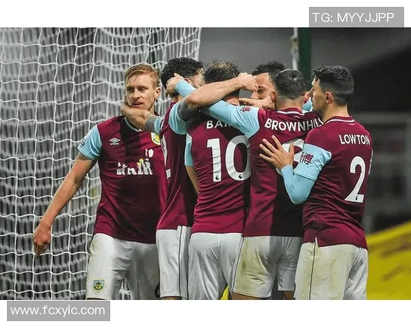 阿贾克斯与赫尔城激战在即球迷期待精彩对决与精彩进球