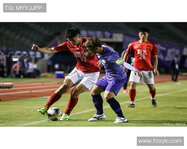 冈山绿稚与山形山神的激烈对决展现足球魅力与团队精神