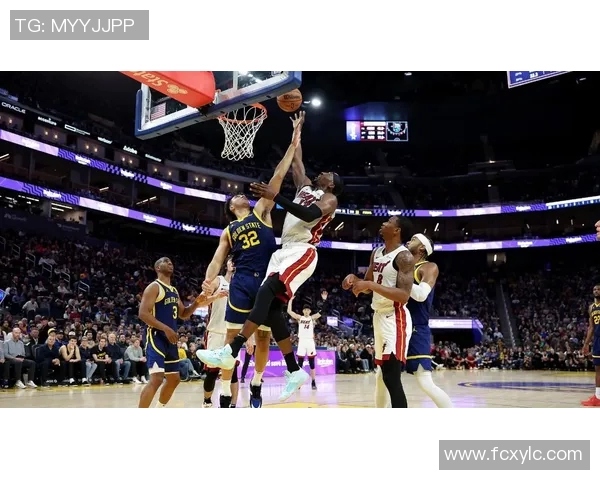 勇士与热火精彩对决回放全场亮点与精彩瞬间分析